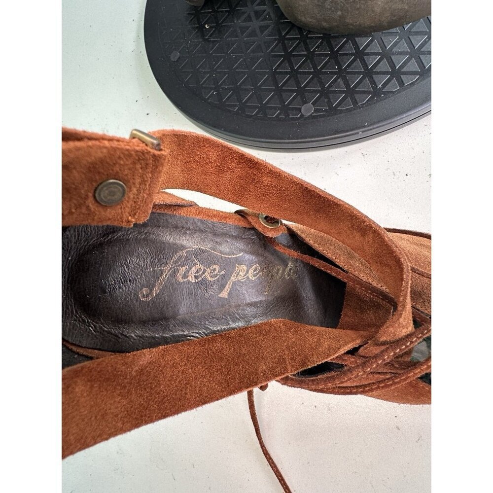 Free People Nouvella Wrap Brown Heels Brown Sz. 39 / 8.5 US - Picture 9 of 11
